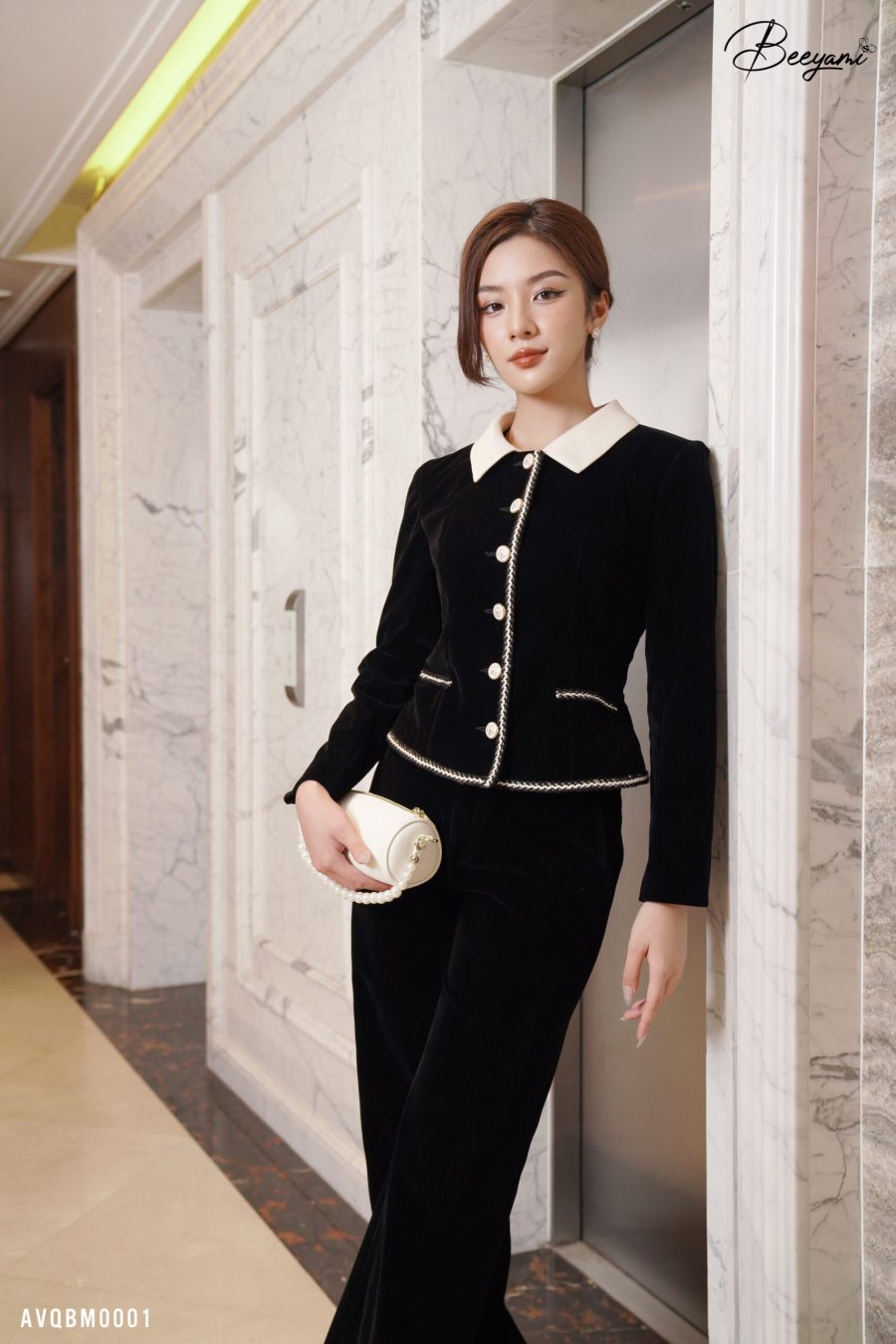 áo vest nhung đen dáng ngắn – 4