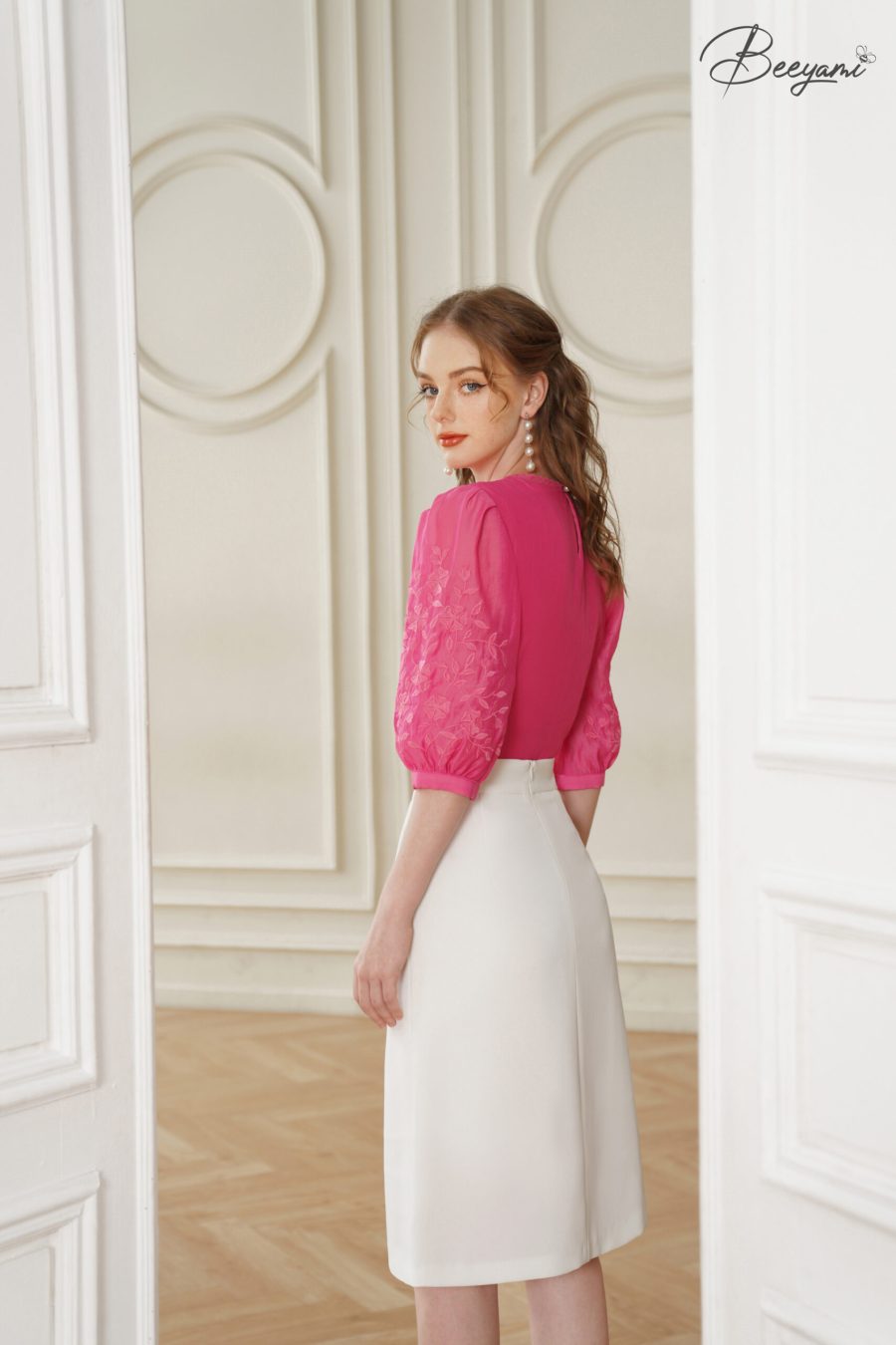 chân váy chữ A ngang gối simple lady – màu trắng – 3